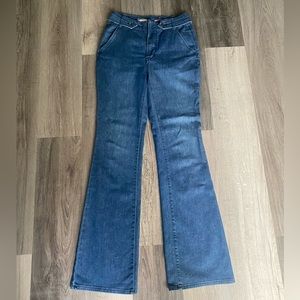 Anthropologie Pilcro High Rise Flare - 28